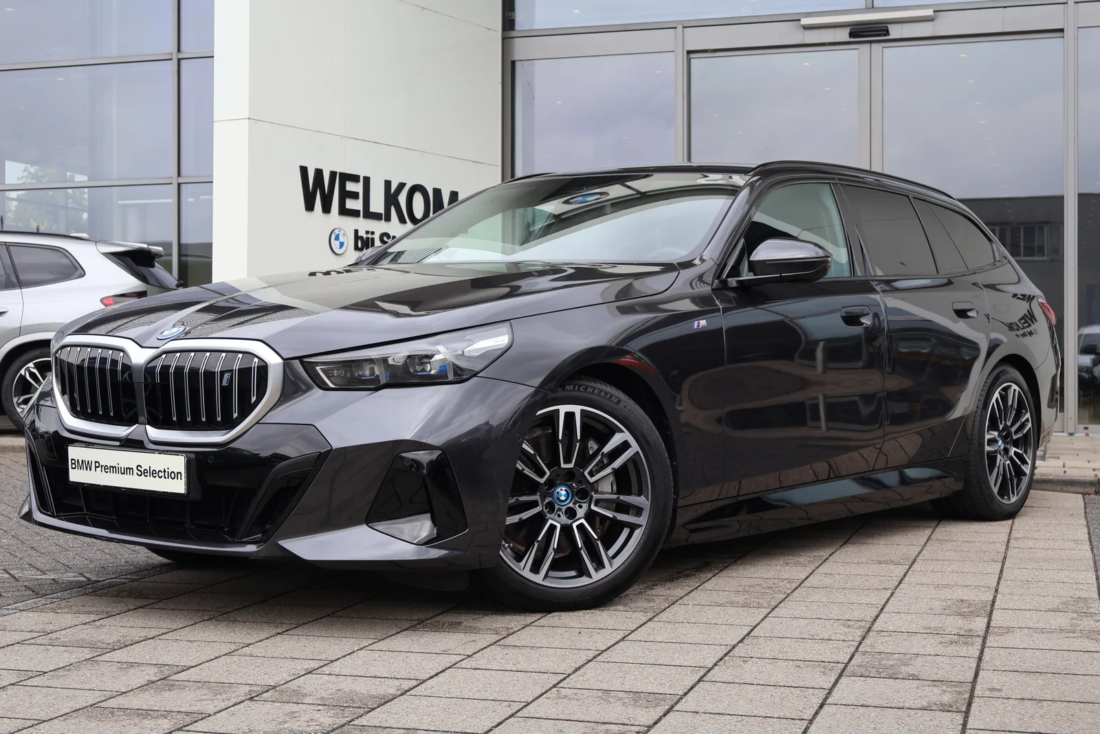 BMW i5 (2025) — foto 1