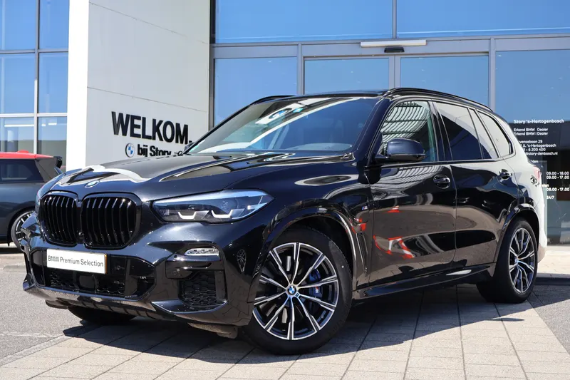 BMW X5 (2022)