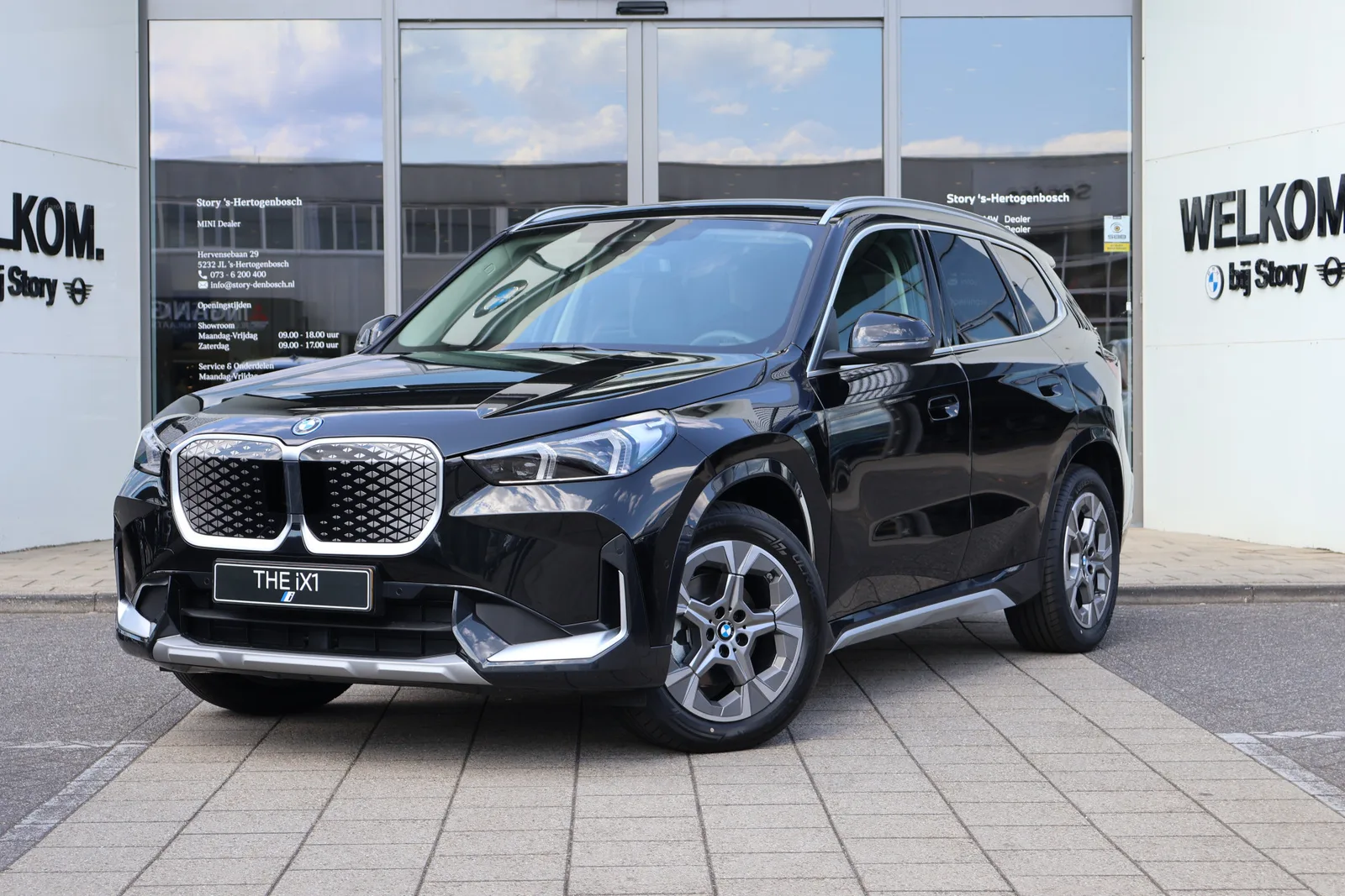 BMW iX1 (2026) — foto 1