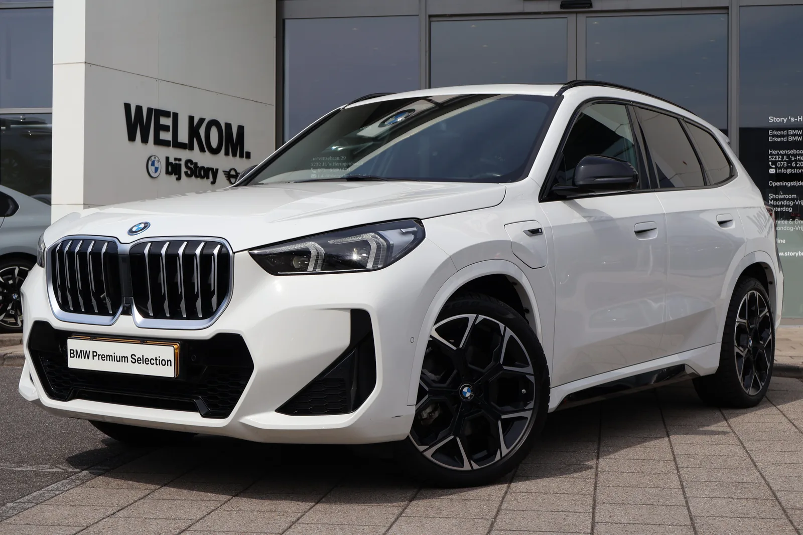 BMW X1 (2023) — foto 1