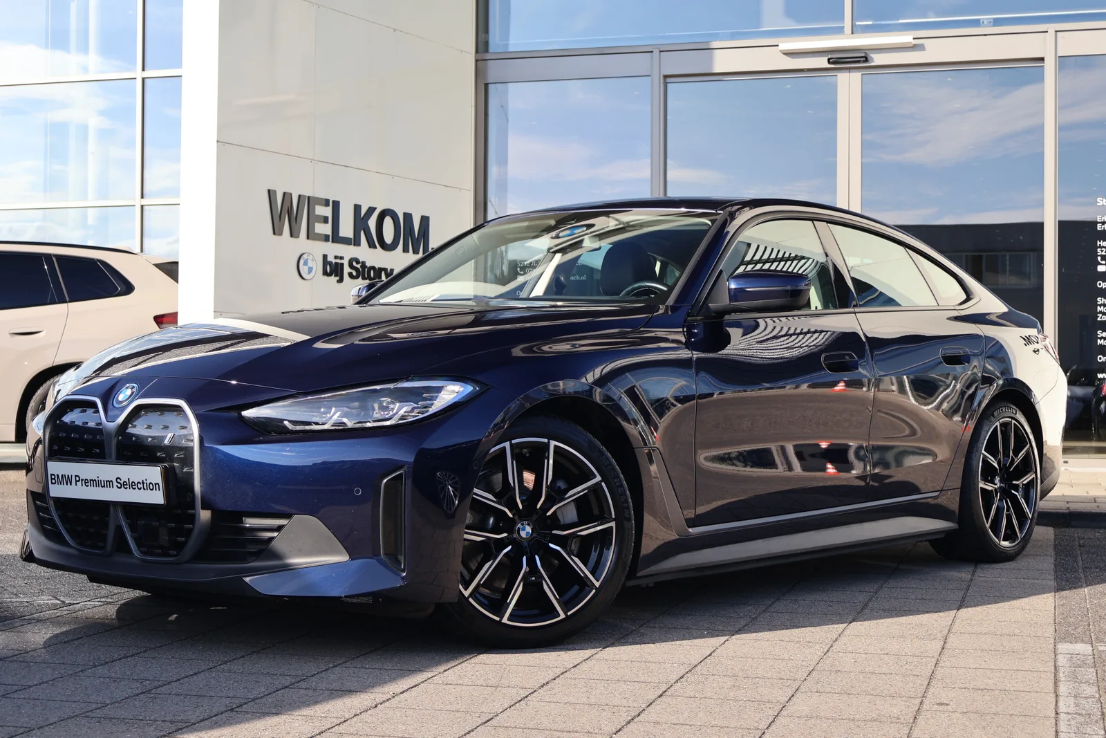 BMW i4 (2022) — foto 1