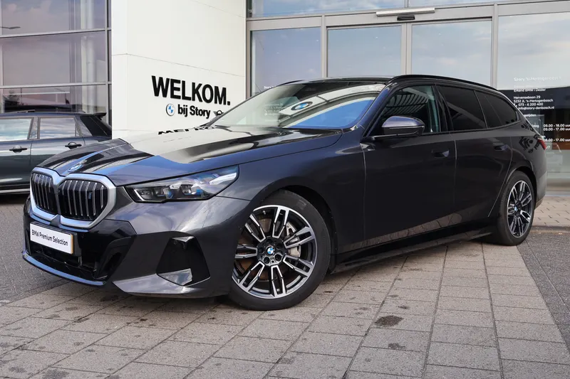 BMW i5 (2025)