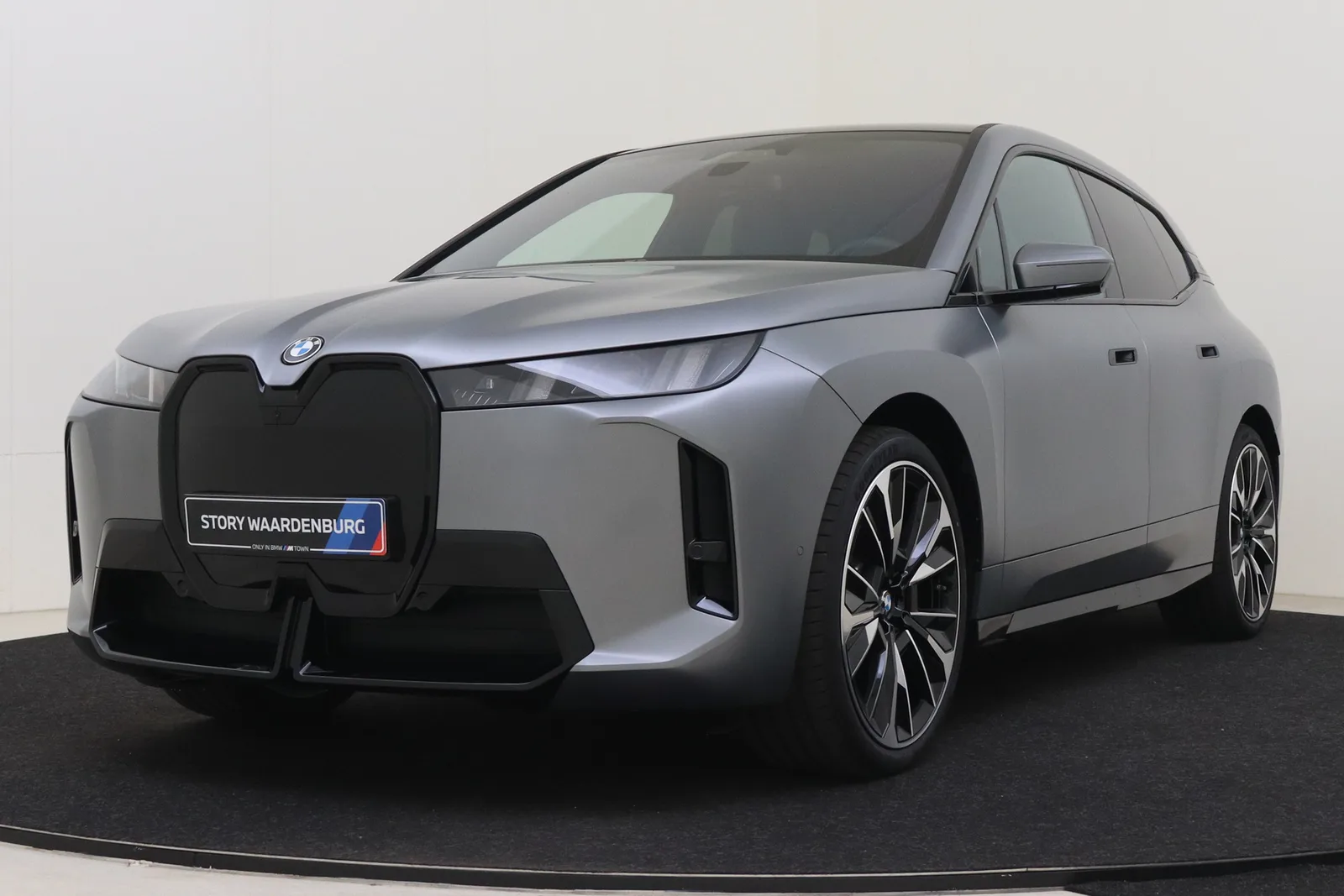 BMW iX (2026) — foto 1