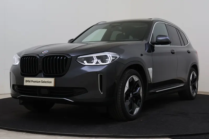 BMW iX3 (2021)