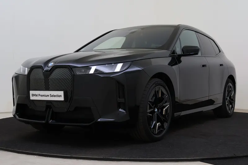 BMW iX (2025)