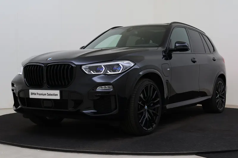 BMW X5 (2021)
