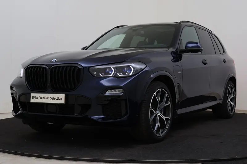 BMW X5 (2021)