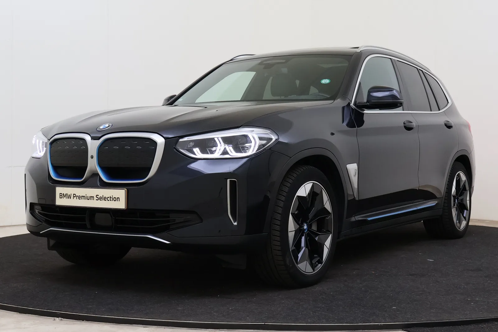 BMW iX3 (2021) — foto 1
