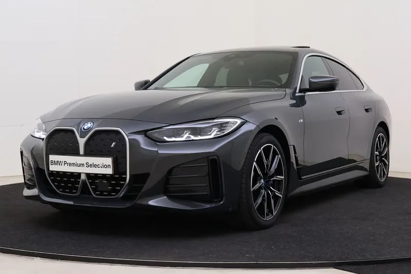BMW i4 (2022)