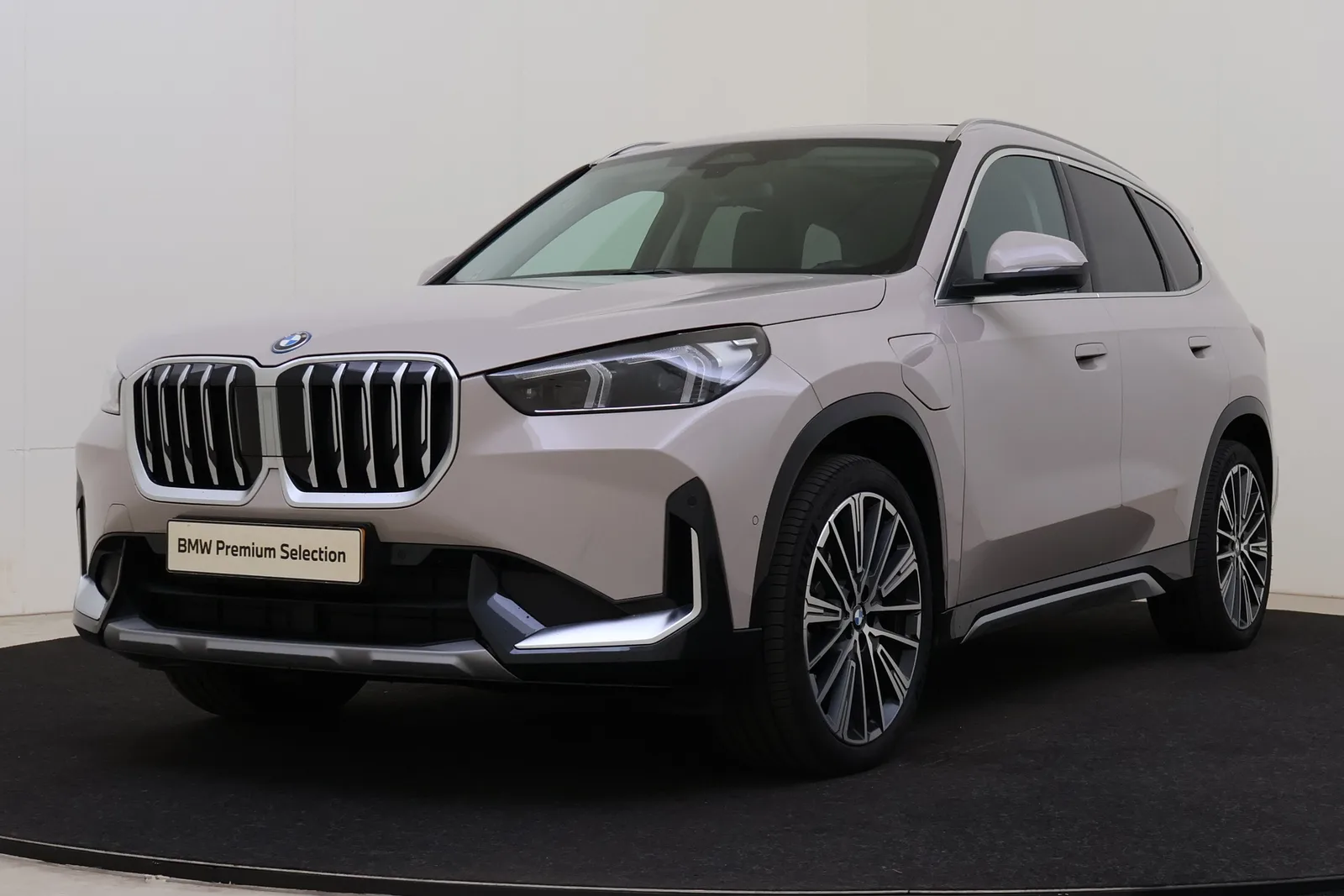 BMW X1 (2026) — foto 1