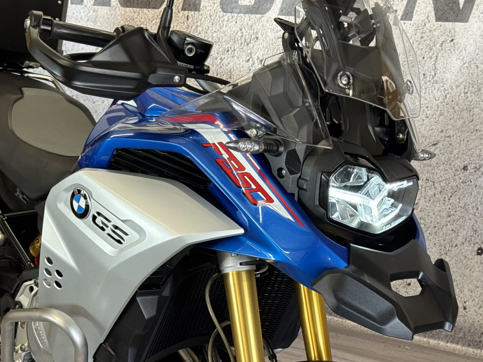 BMW F 850 GS Adventure (2019) — foto 1