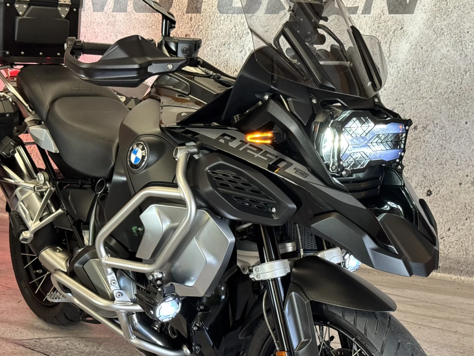 BMW R 1250 GS Adventure (2023) — foto 1