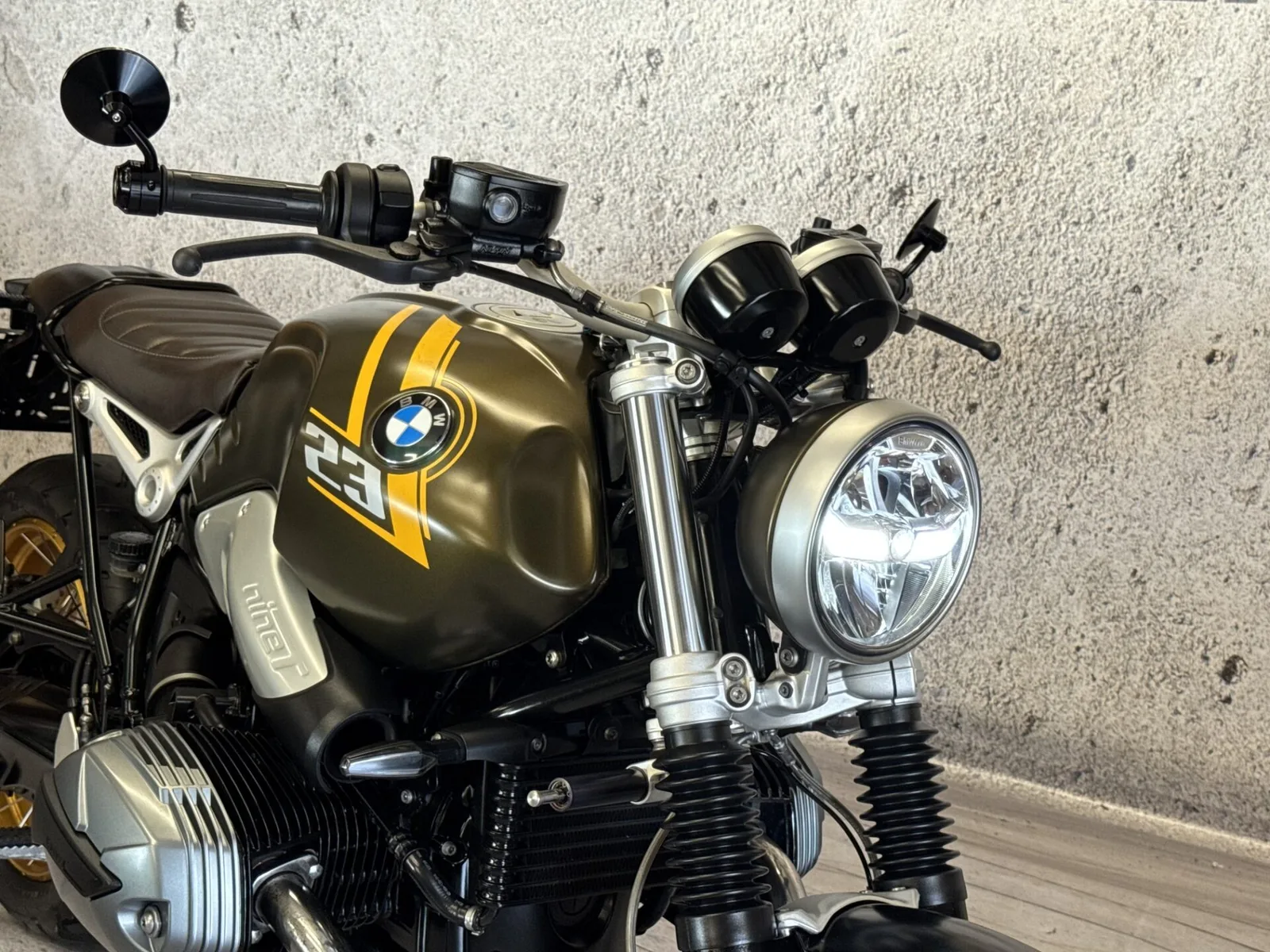 BMW R Nine T Scrambler (2021) — foto 1
