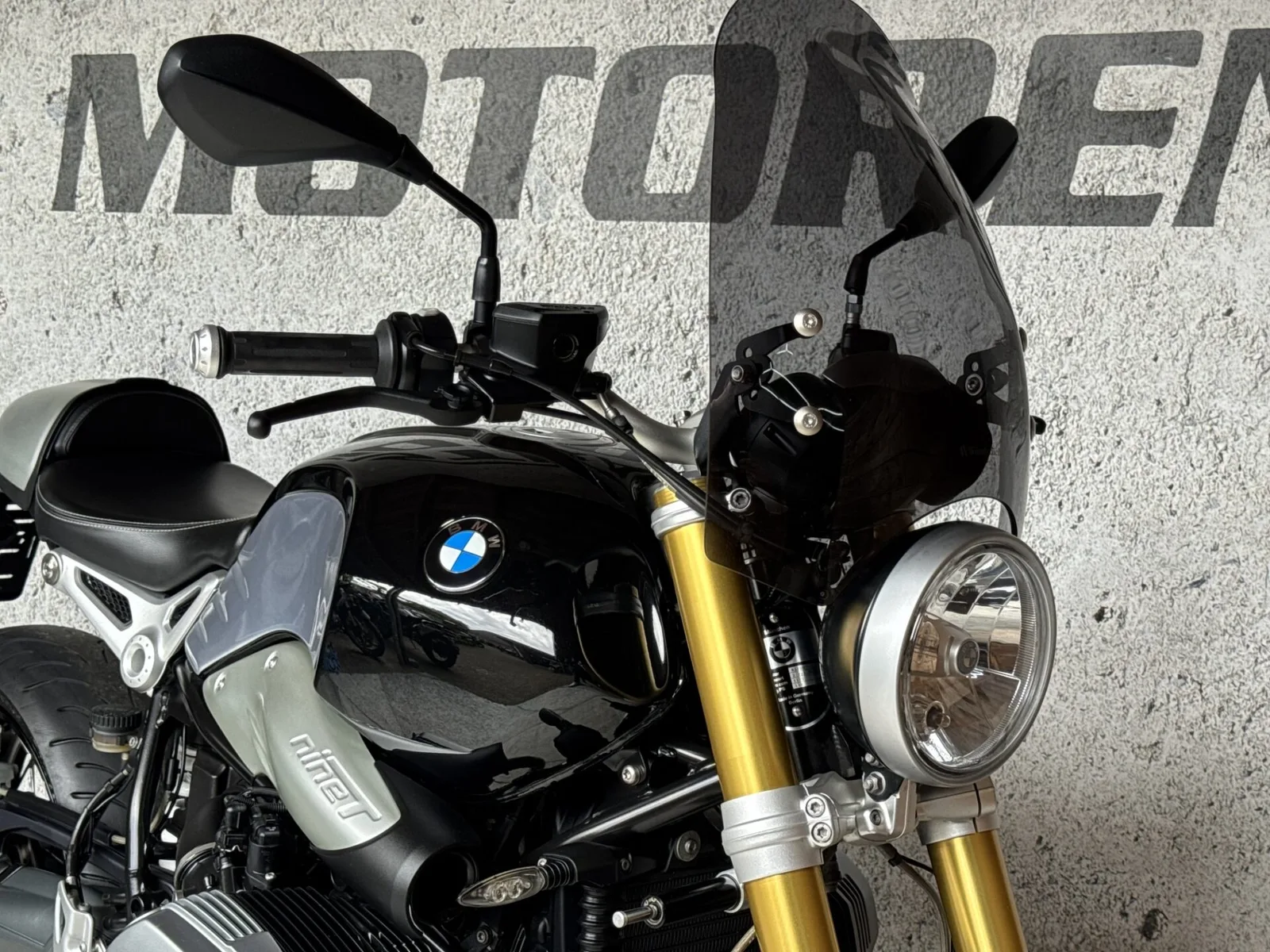 BMW R Nine T (2016) — foto 1