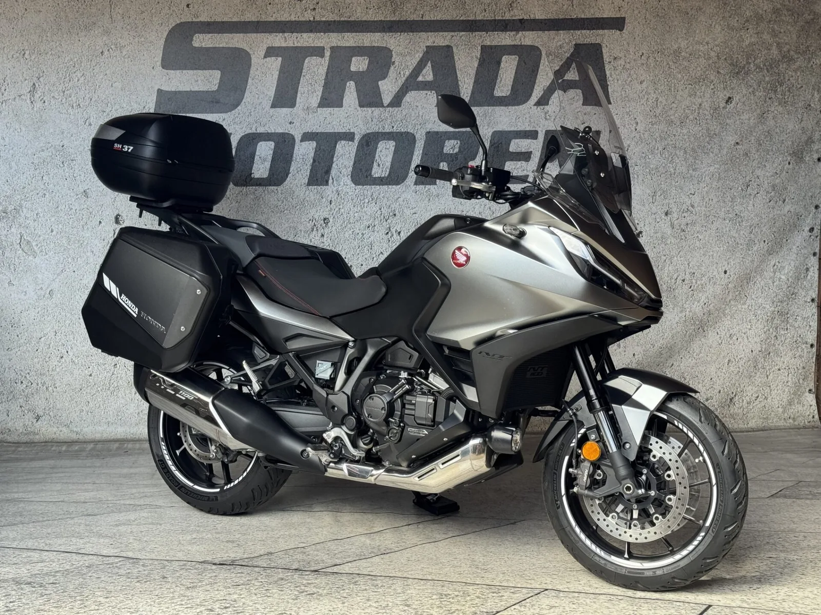 Honda NT 1100 (2022) — foto 1