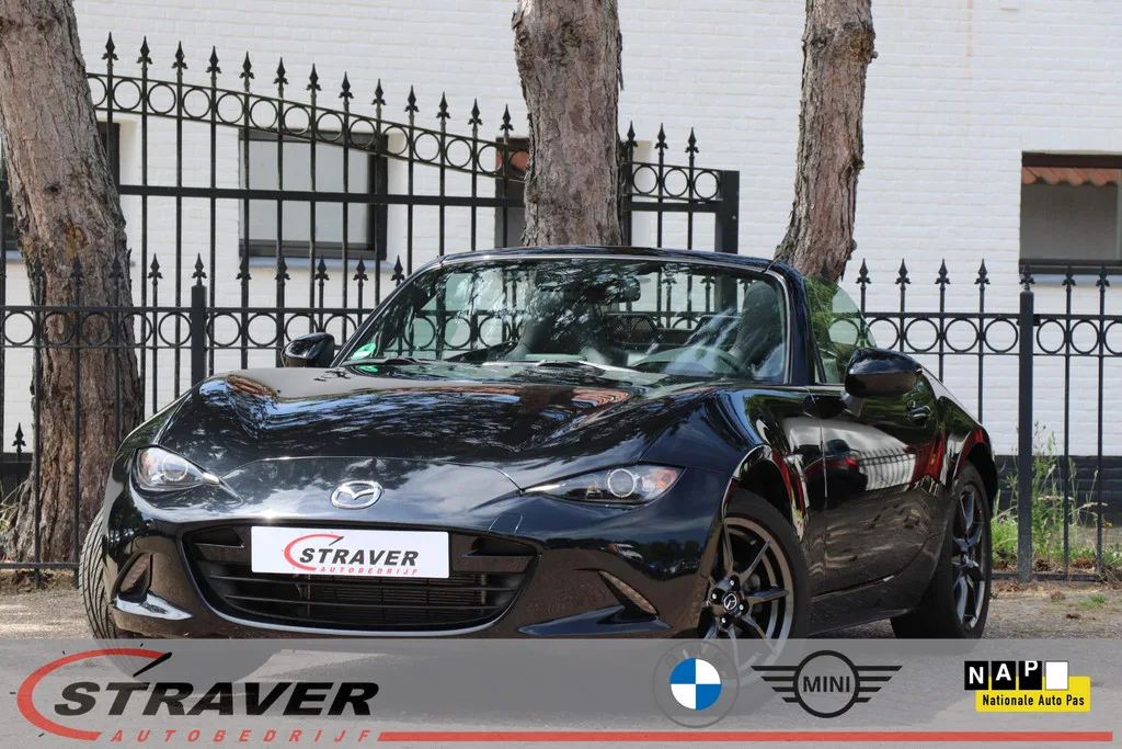 Mazda MX-5 (2015) — foto 1