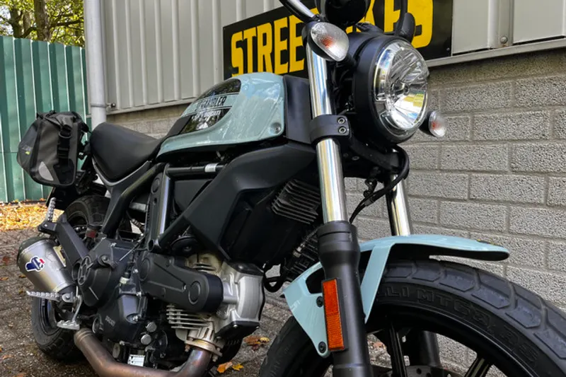 Ducati Scrambler SIXTY 2 (2016)