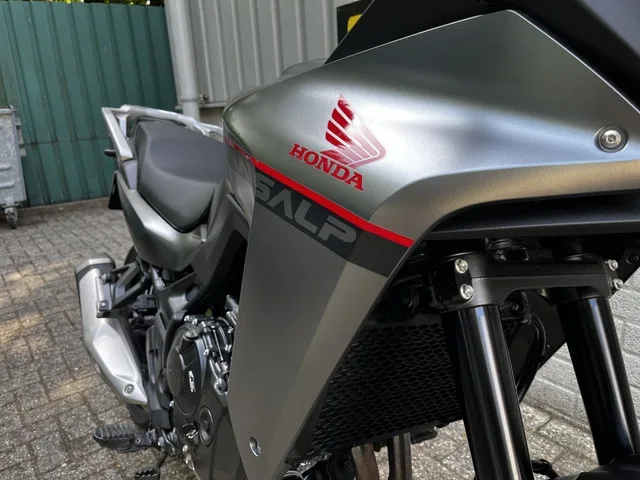 Honda Xl 750 TRANSALP (2023) — foto 1