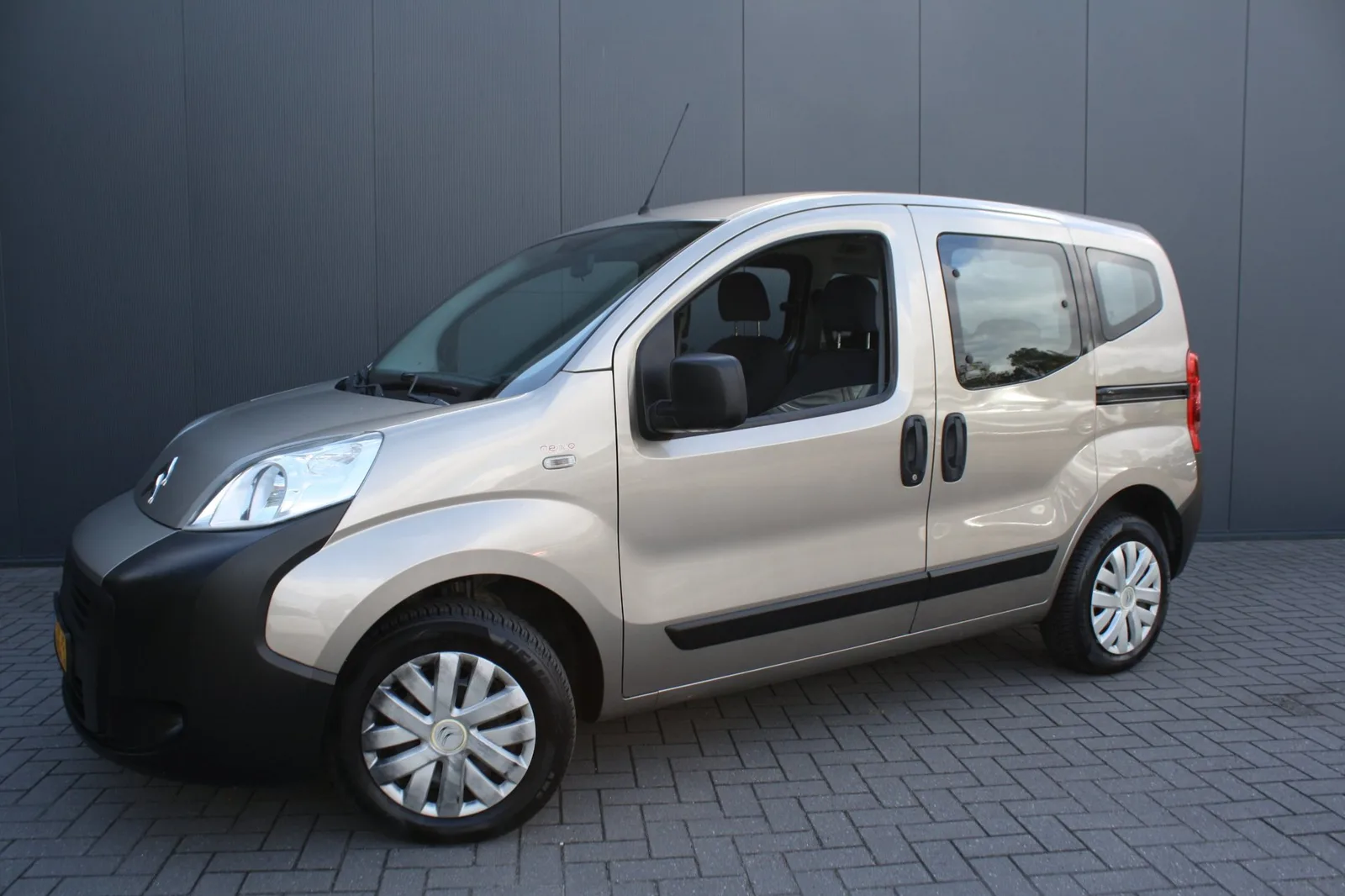 Citroën Nemo (2010) — foto 1