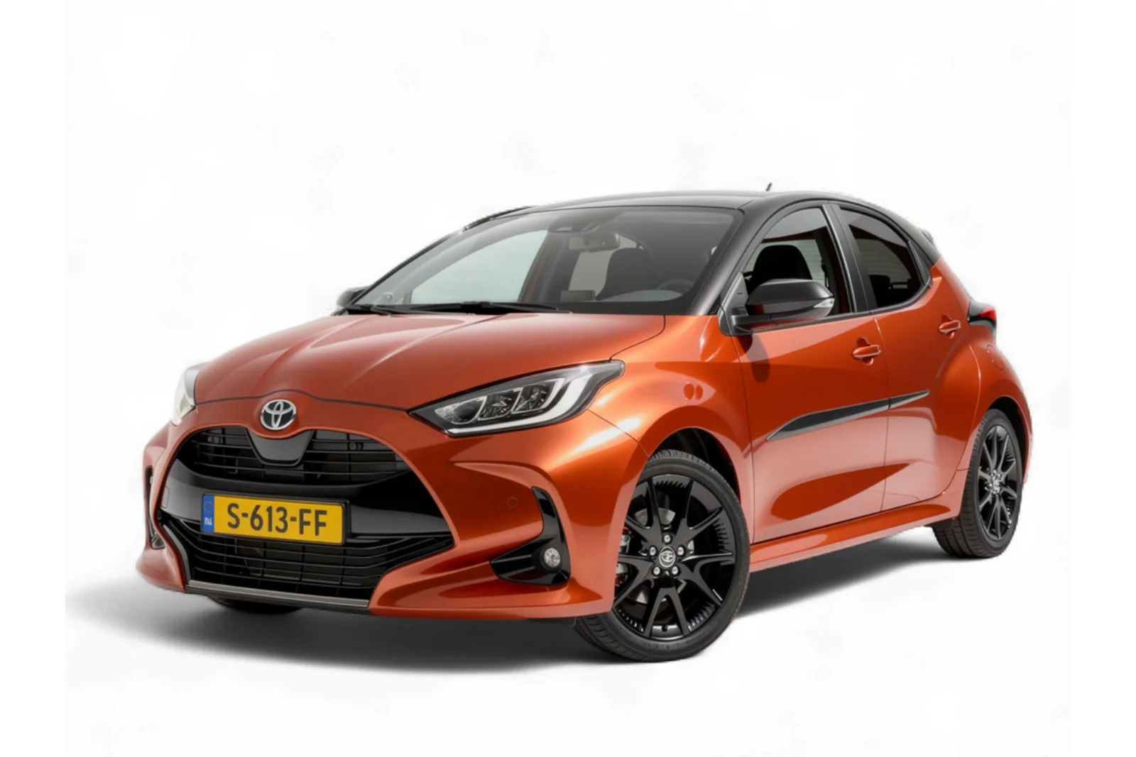 Toyota Yaris (2023) — foto 1