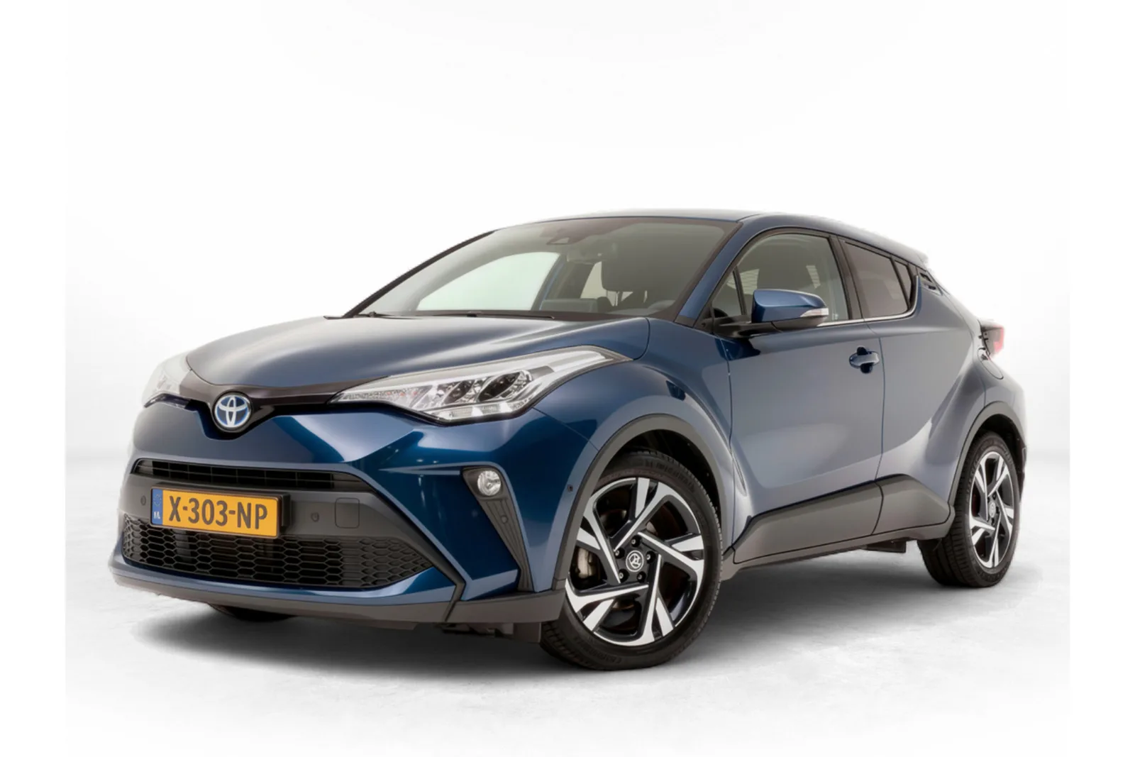 Toyota C-HR (2023) — foto 1