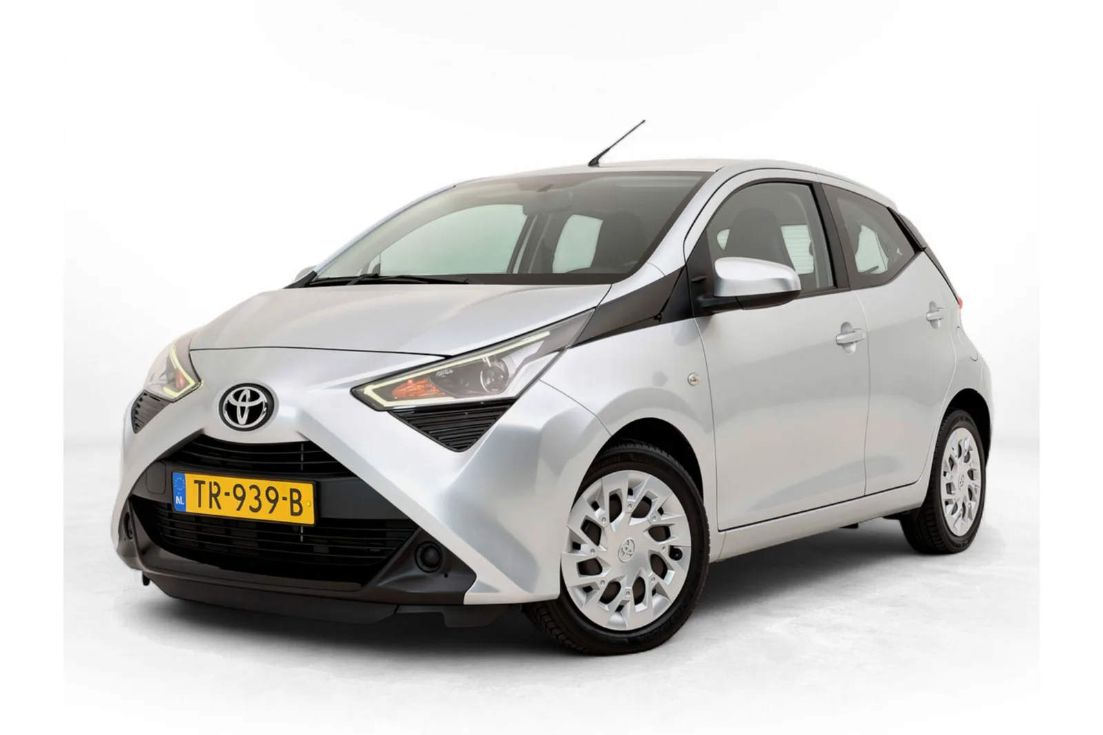 Toyota Aygo (2018) — foto 1