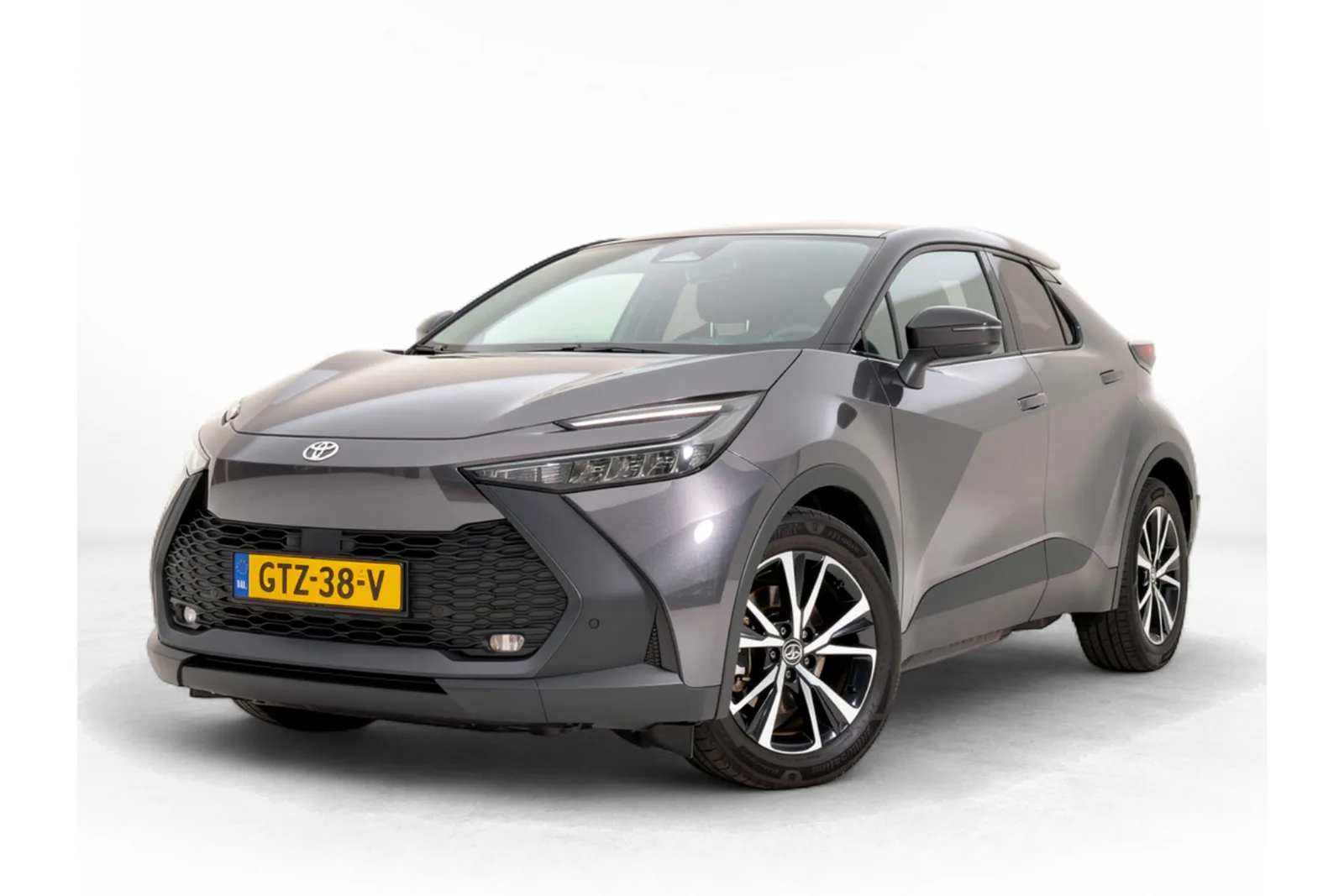 Toyota C-HR (2024) — foto 1