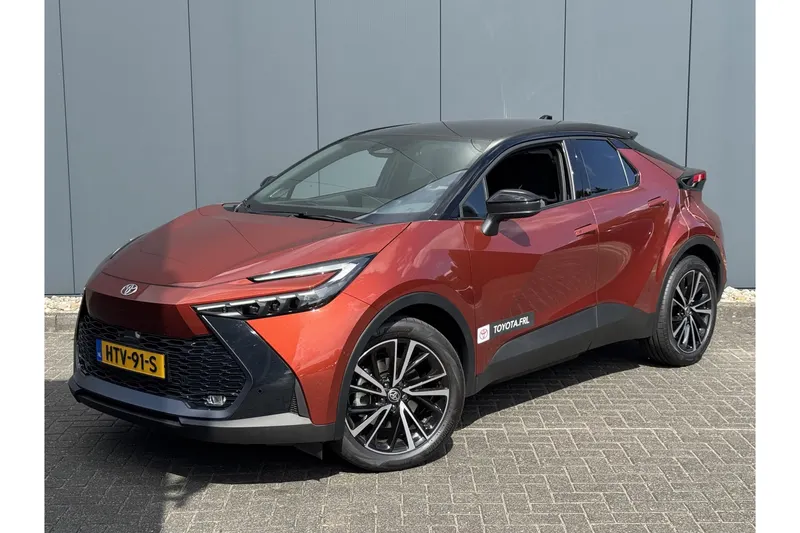 Toyota C-HR (2025)