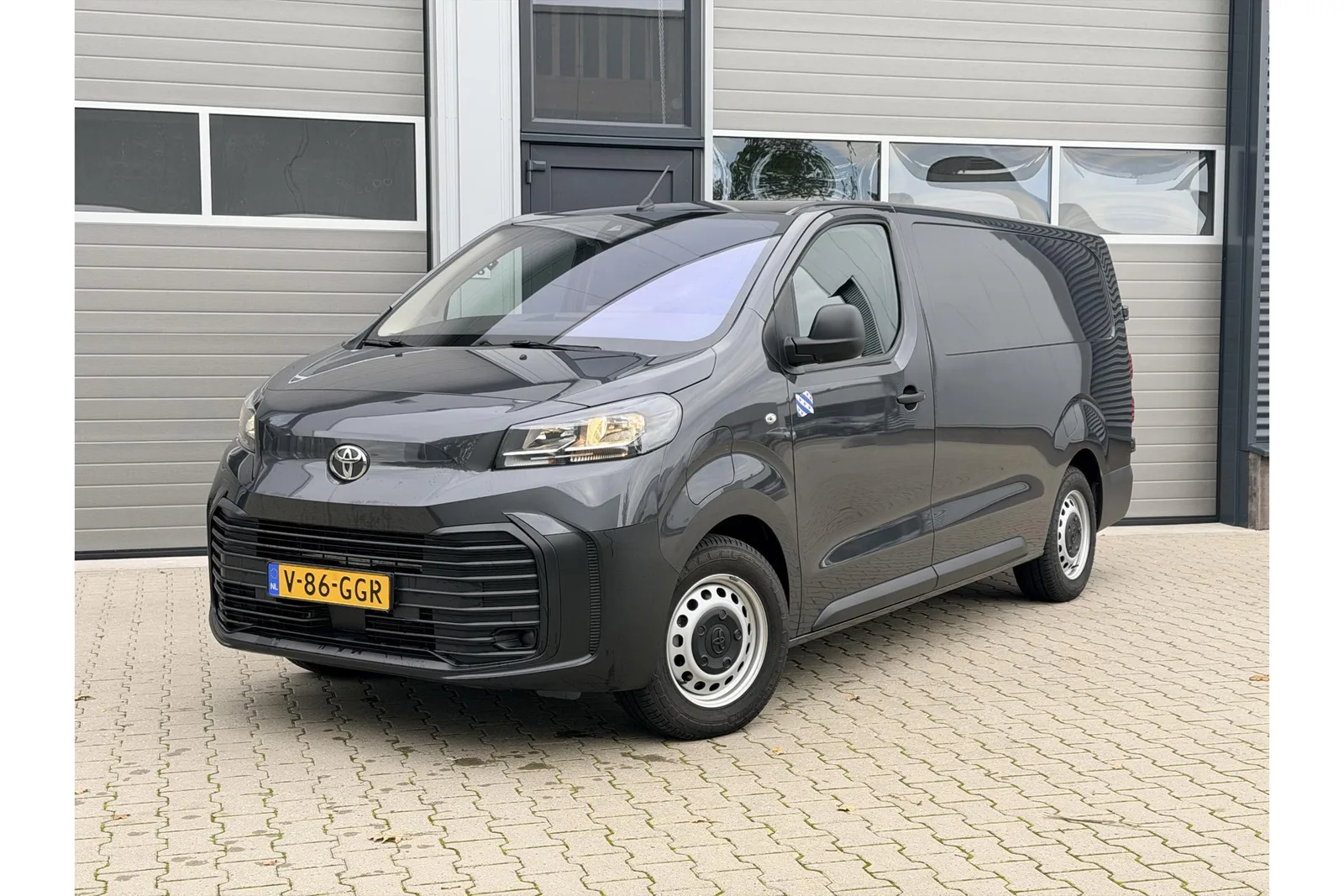 Toyota ProAce Long Worker (2025) — foto 1
