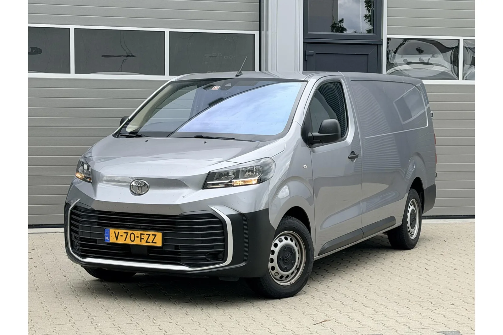 Toyota Proace (2024) — foto 1