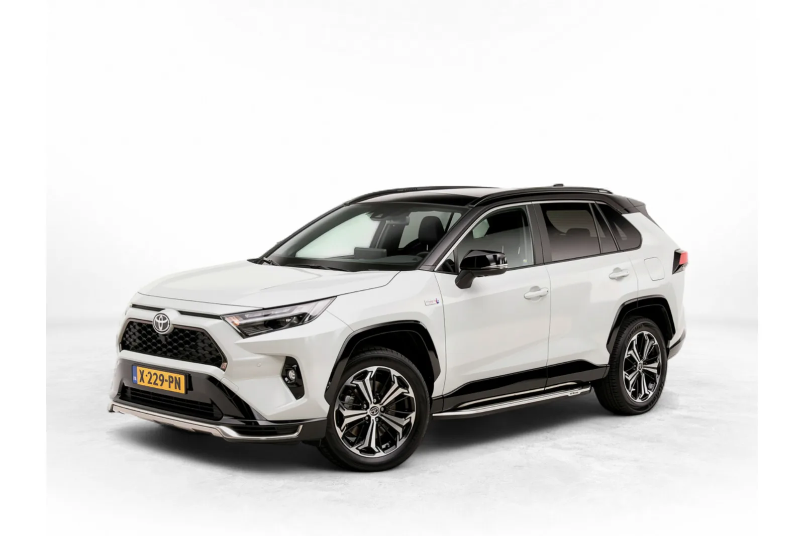 Toyota RAV4 (2023) — foto 1