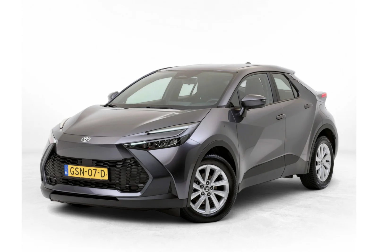 Toyota C-HR (2024) — foto 1