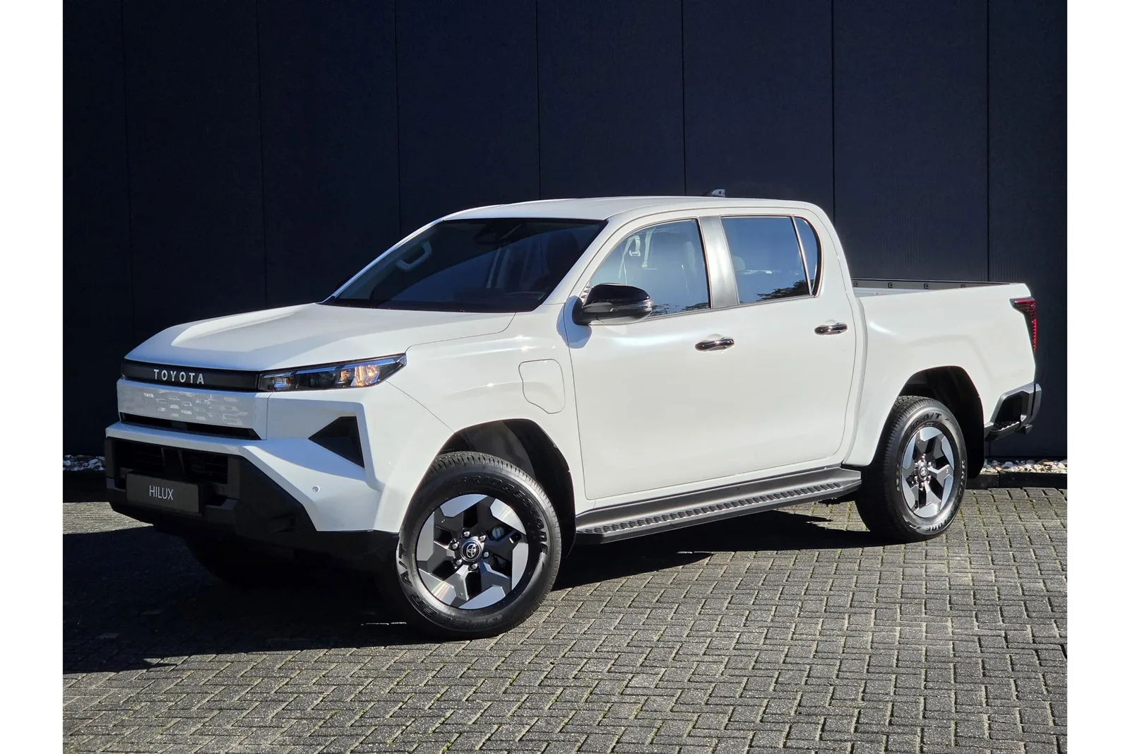 Toyota Hilux (2026) — foto 1
