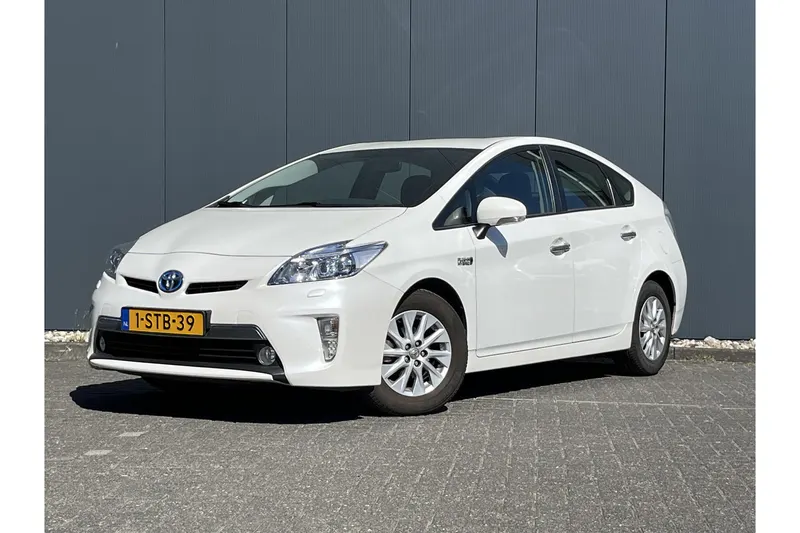 Toyota Prius (2013)