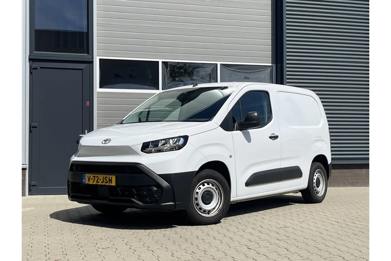 Toyota Proace (2024) — foto 1