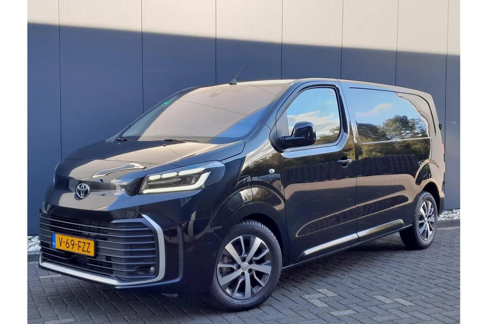 Toyota Proace (2024) — foto 1