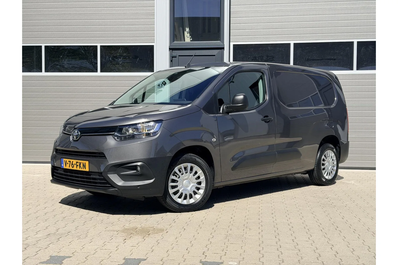 Toyota Proace (2024) — foto 1