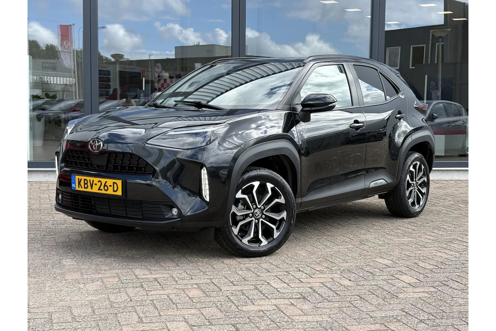 Toyota Yaris Cross (2024) — foto 1