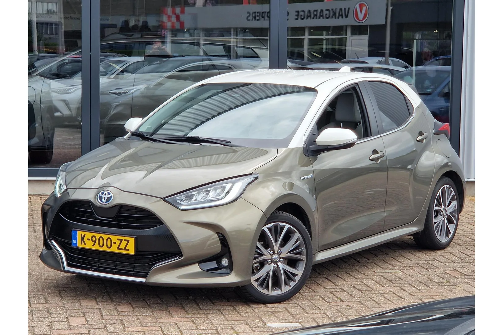Toyota Yaris (2021) — foto 1