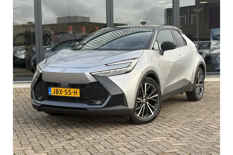 Toyota C-HR (2025)