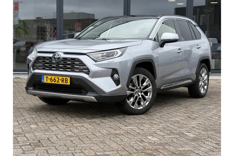 Toyota RAV4 (2021)