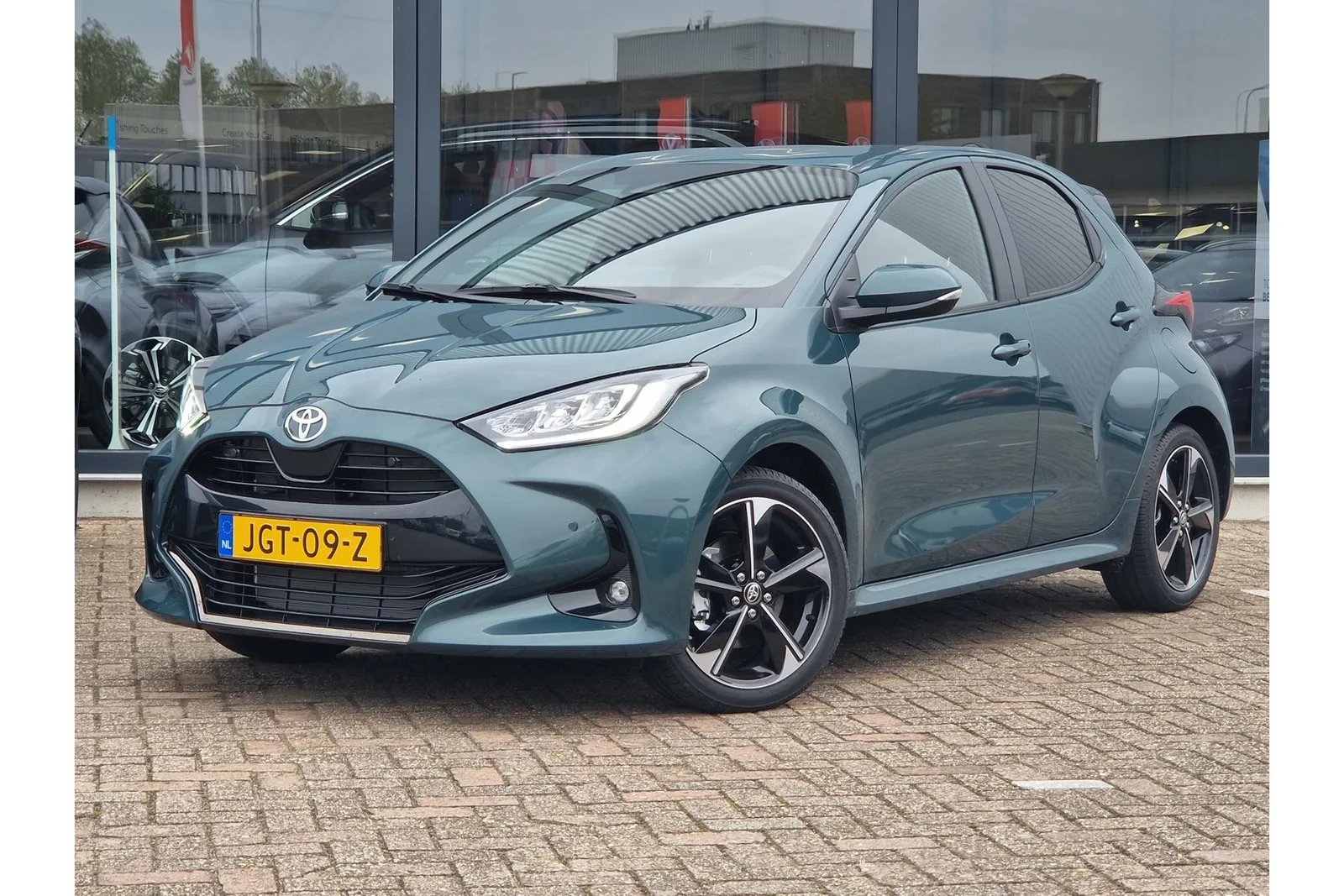 Toyota Yaris (2025) — foto 1