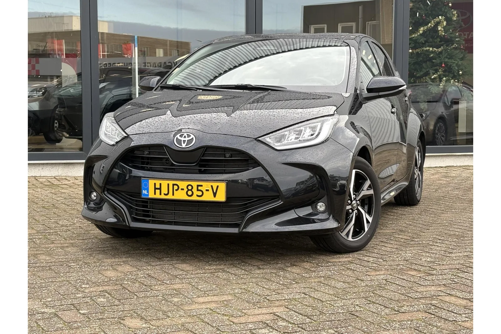 Toyota Yaris (2025) — foto 1