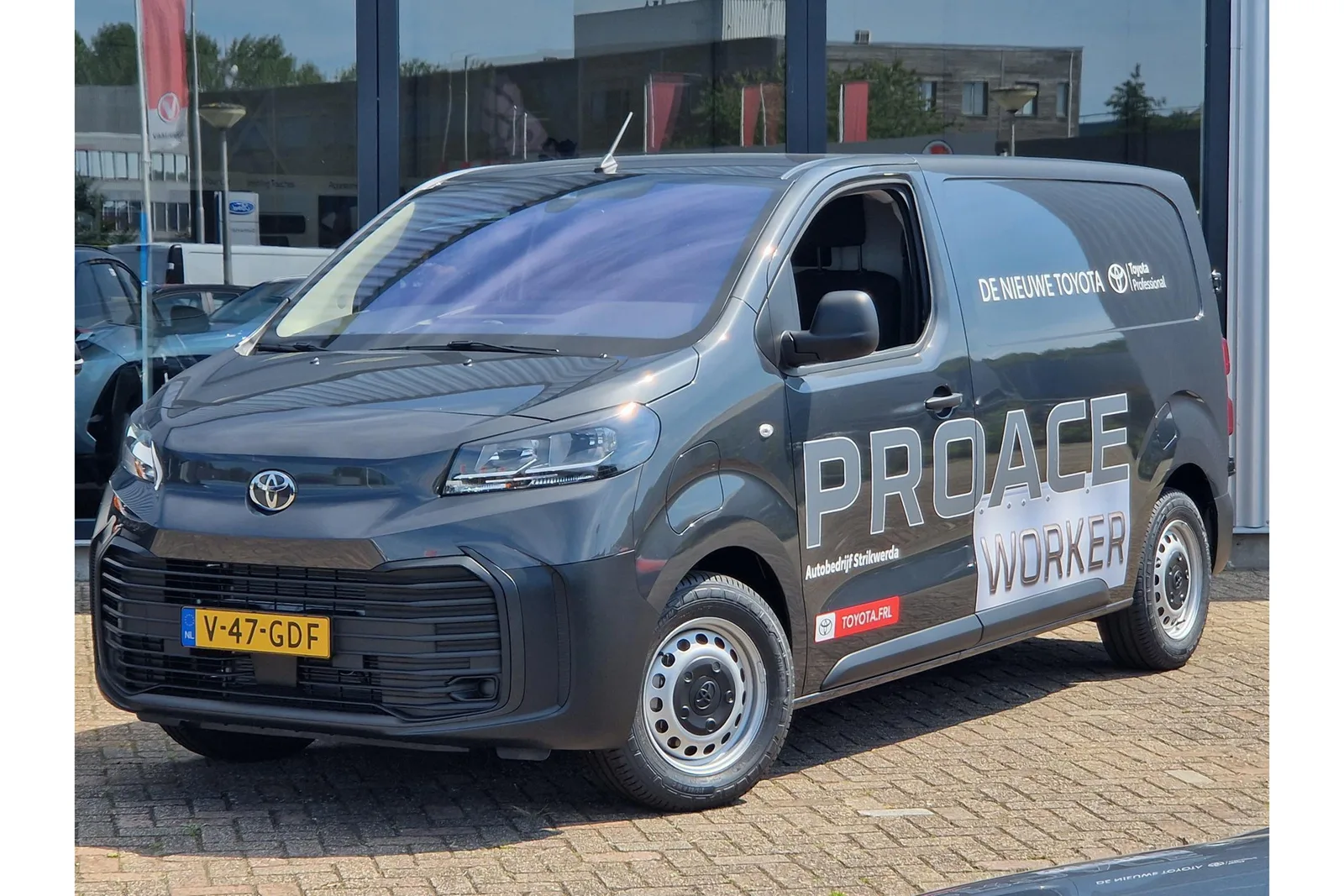 Toyota Proace (2024) — foto 1