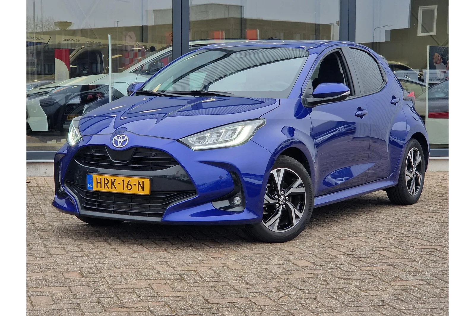 Toyota Yaris (2025) — foto 1