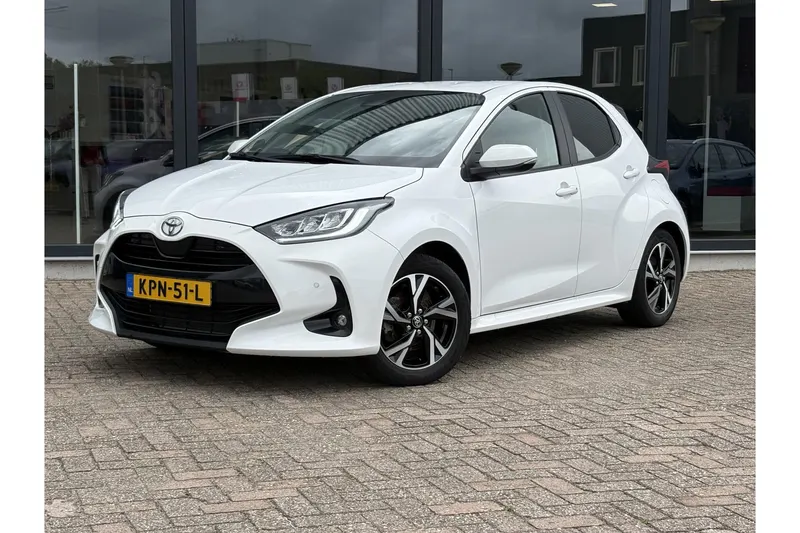 Toyota Yaris (2024)