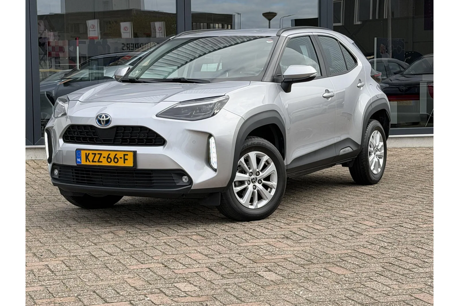 Toyota Yaris Cross (2023) — foto 1