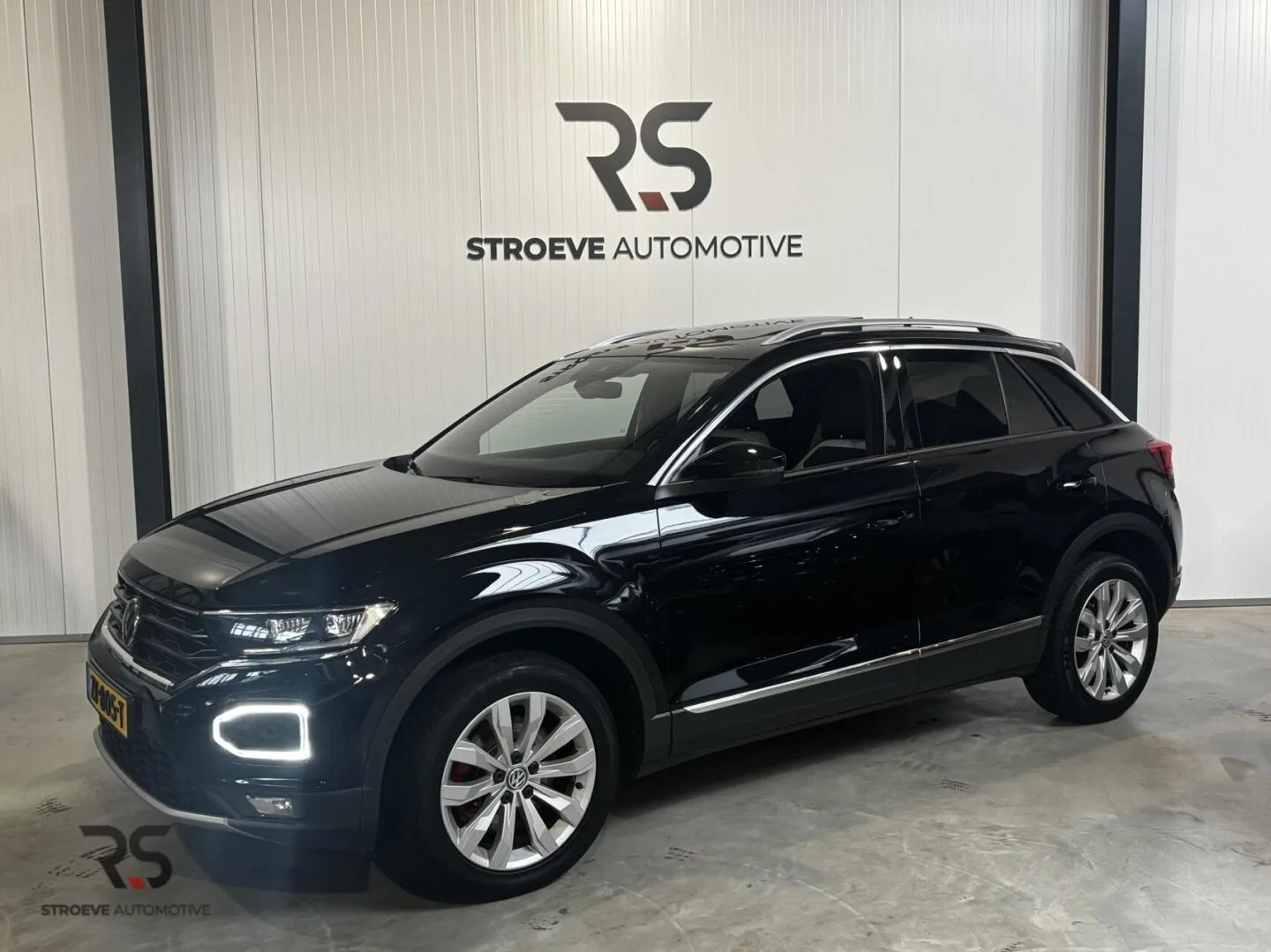 Volkswagen T-Roc (2019) — foto 1