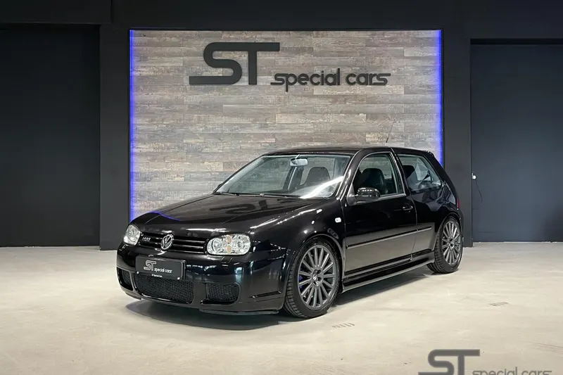Volkswagen Golf (2003)
