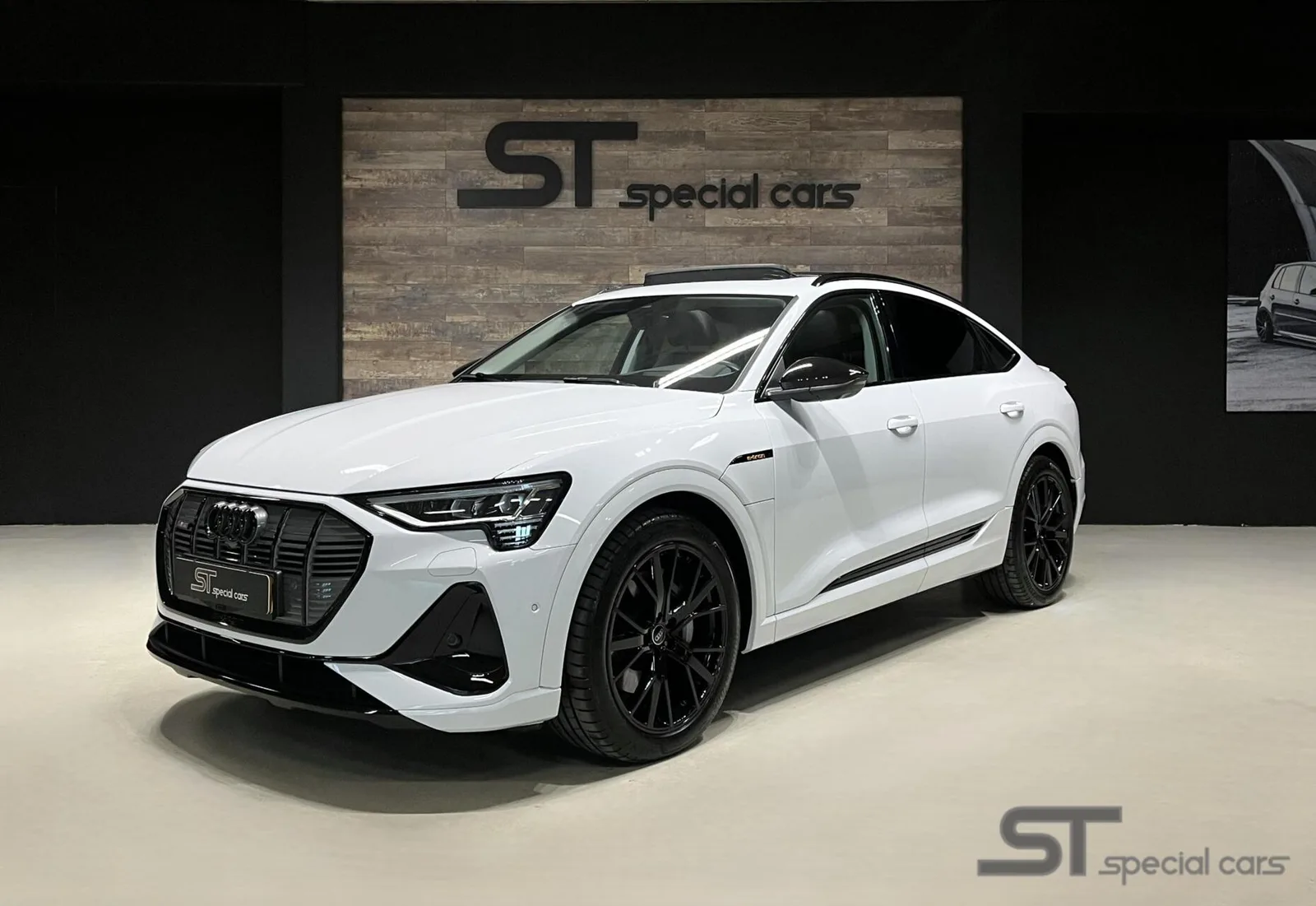 Audi e-tron Sportback (2020) — foto 1